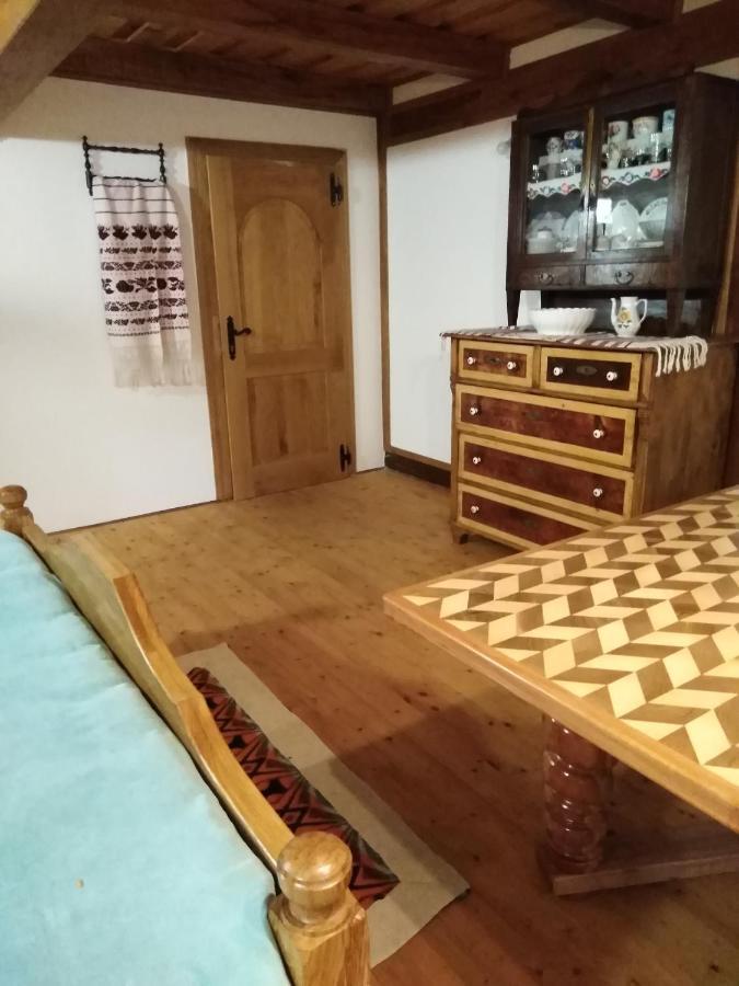 Umjetnicka Etno Kuca Luka Apartment